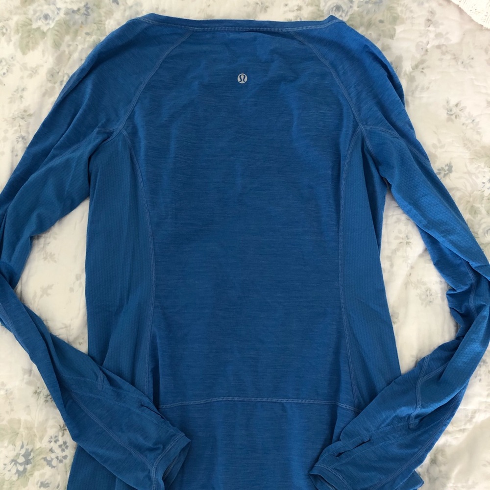 Blue Lululemon long sleeve shirt